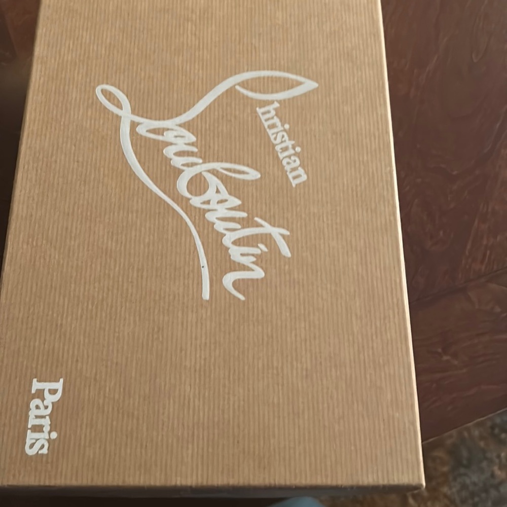 LV heels size 37.5